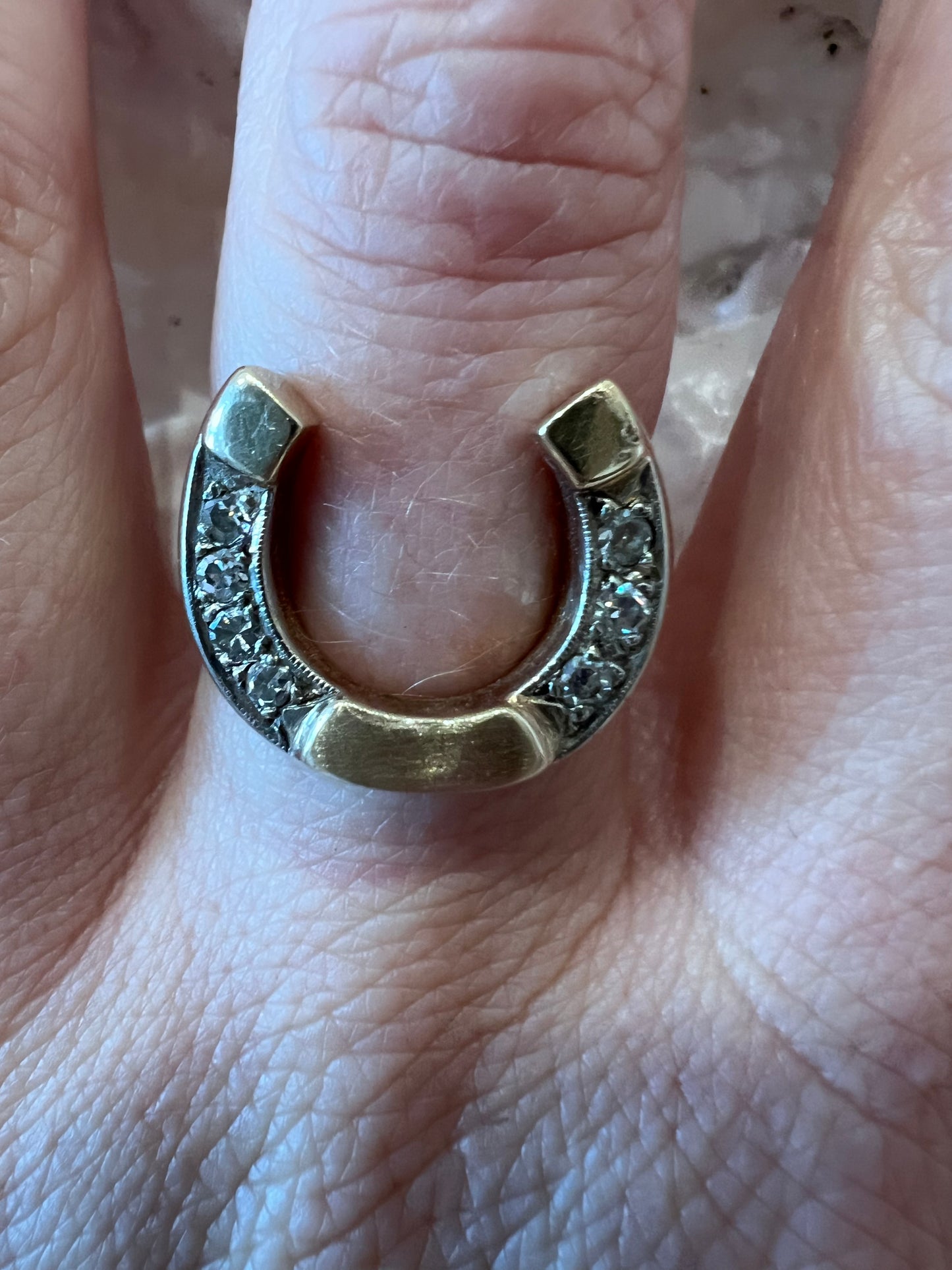 14K Antique Horseshoe Ring with 7 Diamonds