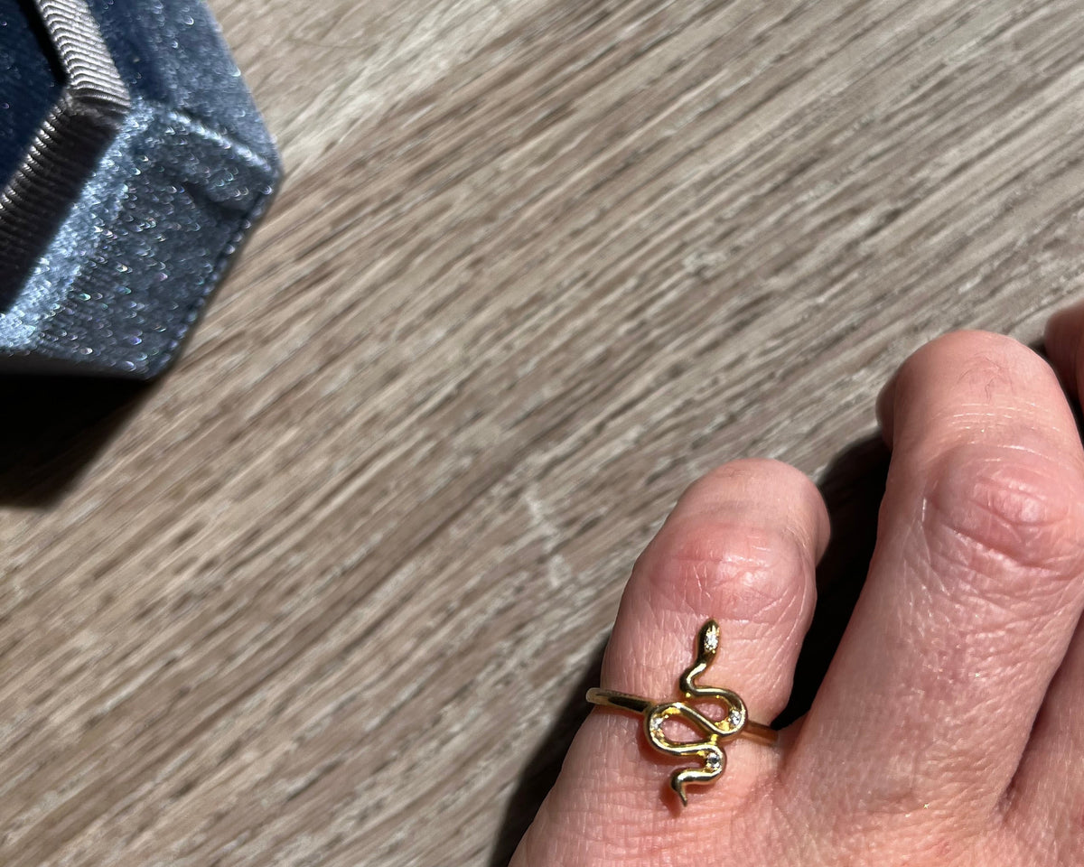 14K Modern Snake with Diamonds Pinky Ring