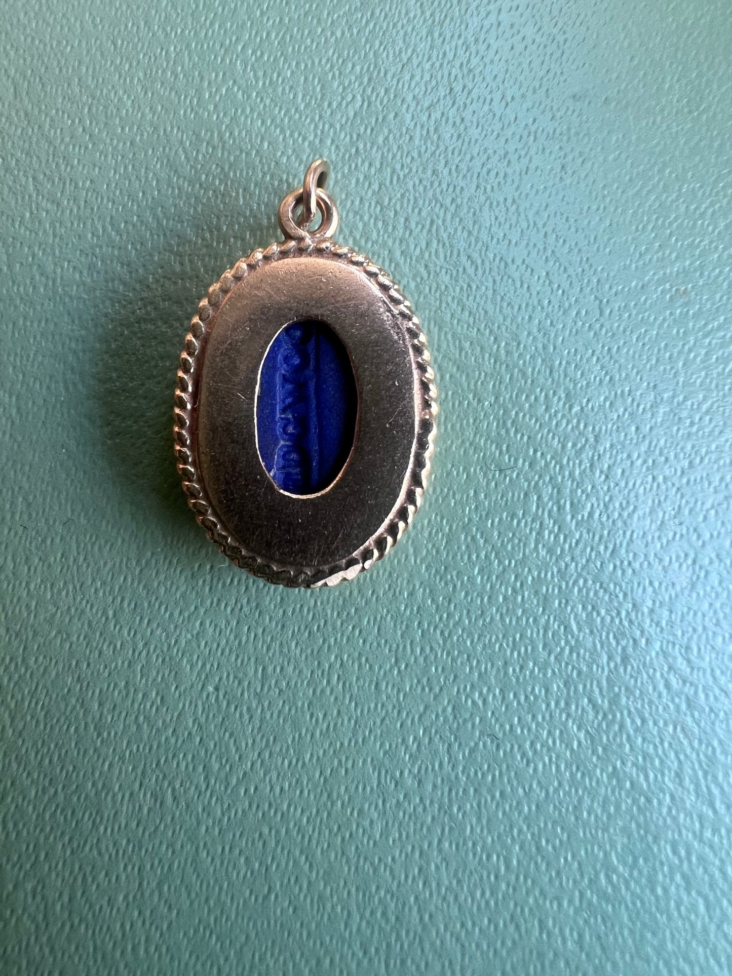 Vintage 14k Wedgewood Cameo Charm