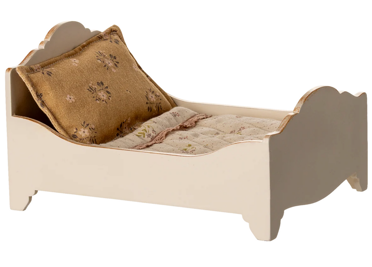 Mouse Bed in Off-White - Maileg