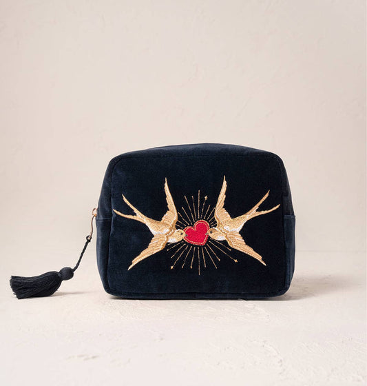 Swallow Heart Wash Bag: Elizabeth Scarlett