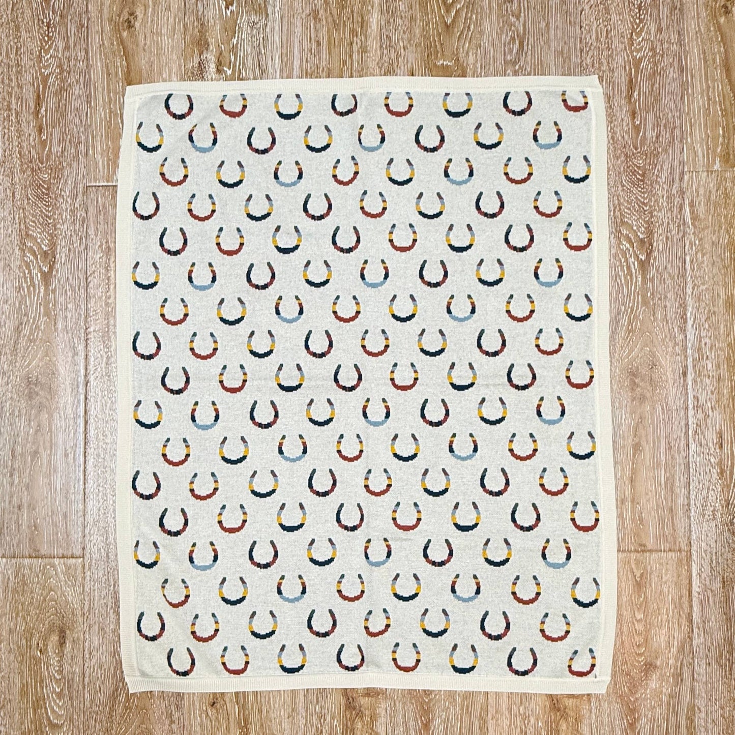 Horseshoe - Organic Cotton Jacquard Knit Baby Blanket: Viverano