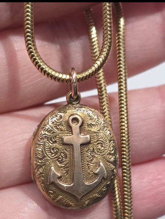 Antique 15k Anchor Locket