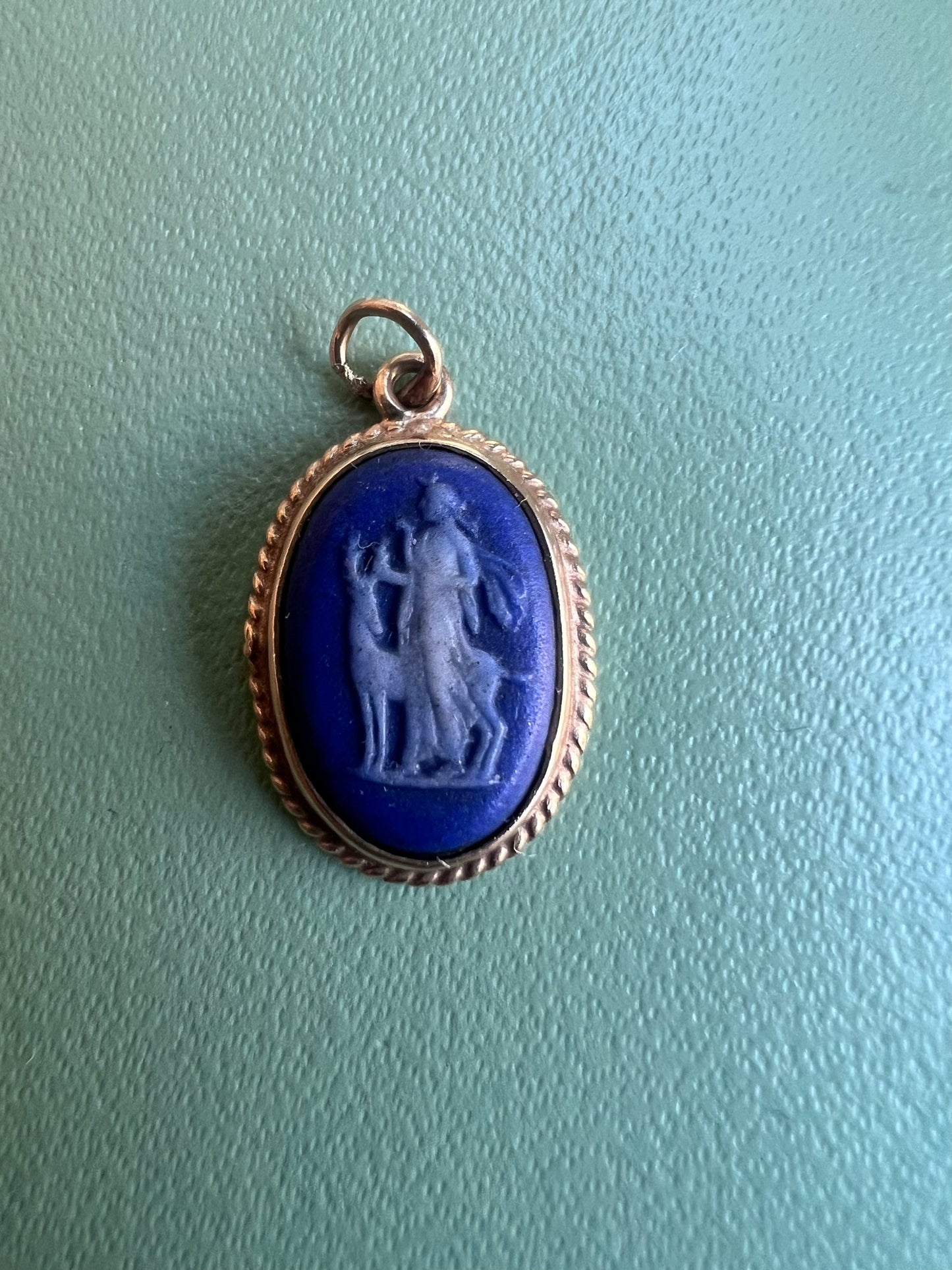 Vintage 14k Wedgewood Cameo Charm