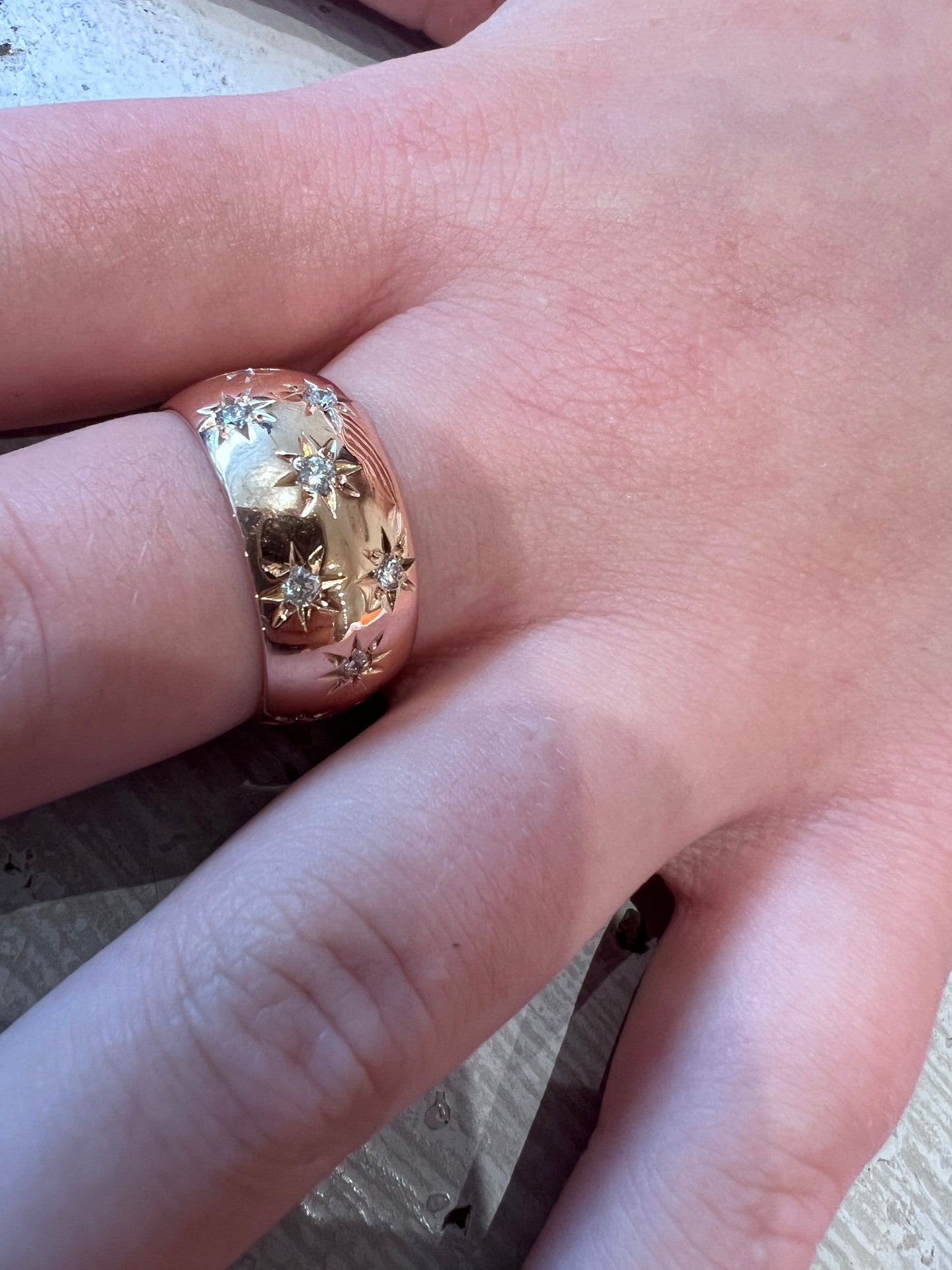 Vintage 18K Gold and Diamond Starset Ring