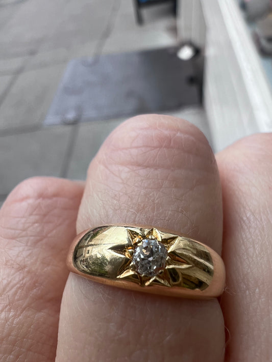 18k Victorian Star Set Diamond Band