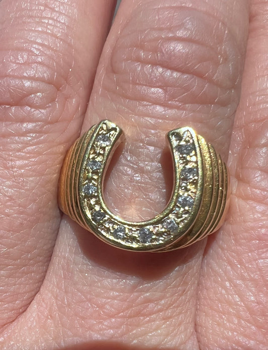Vintage 18K Horseshoe Diamond Ring