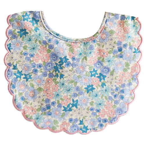 Scallop Bib- Alimrose