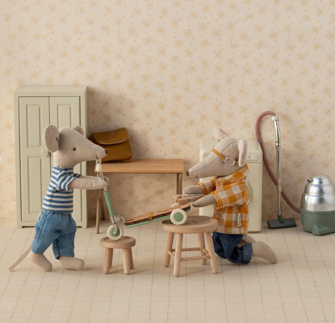 Kickboard Mouse - Maileg