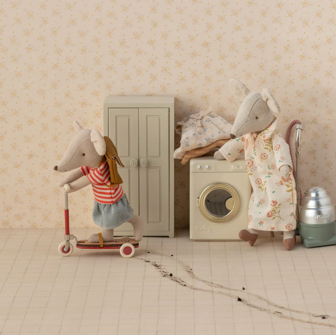 Kickboard Mouse - Maileg