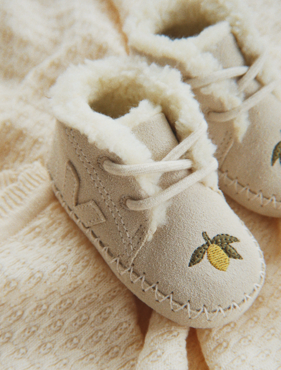 Baby Suede - Veja x Konges