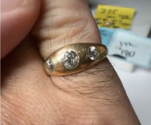 18K Victorian 3-Stone Diamond Ring