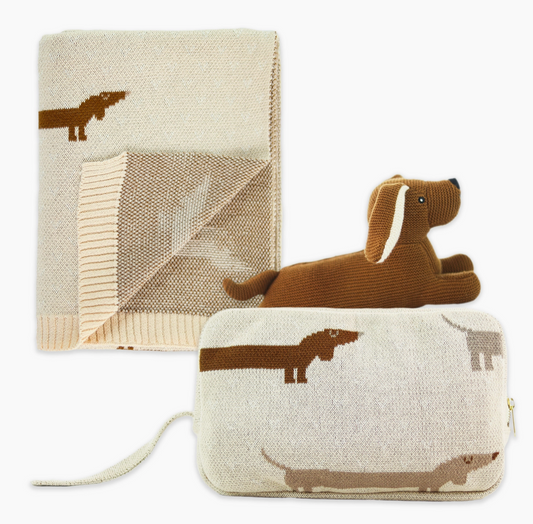 Doxie Dog Dreams Organic Blanket & Toy Gift Set - Viverano