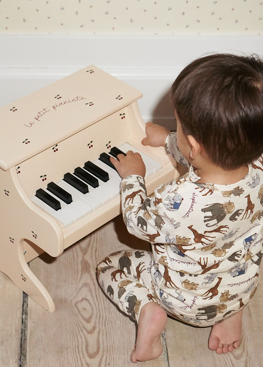 Glossy Piano-Konges Slojd