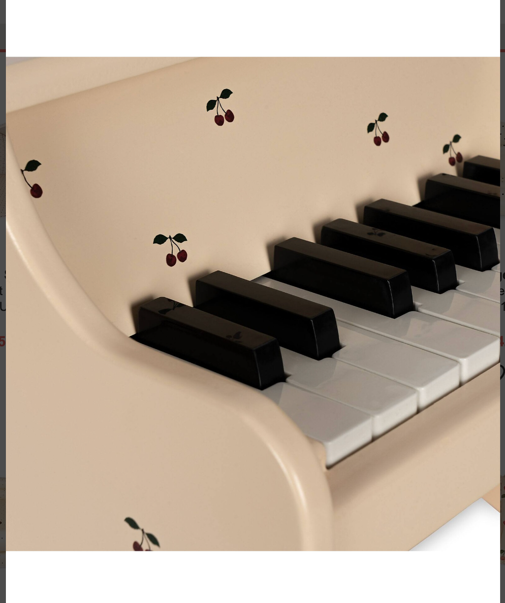 Glossy Piano-Konges Slojd