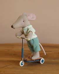 Kickboard Mouse - Maileg