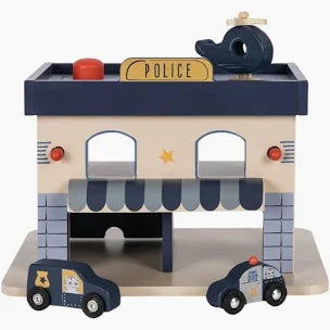 Wooden Police Station - Konges Slojd