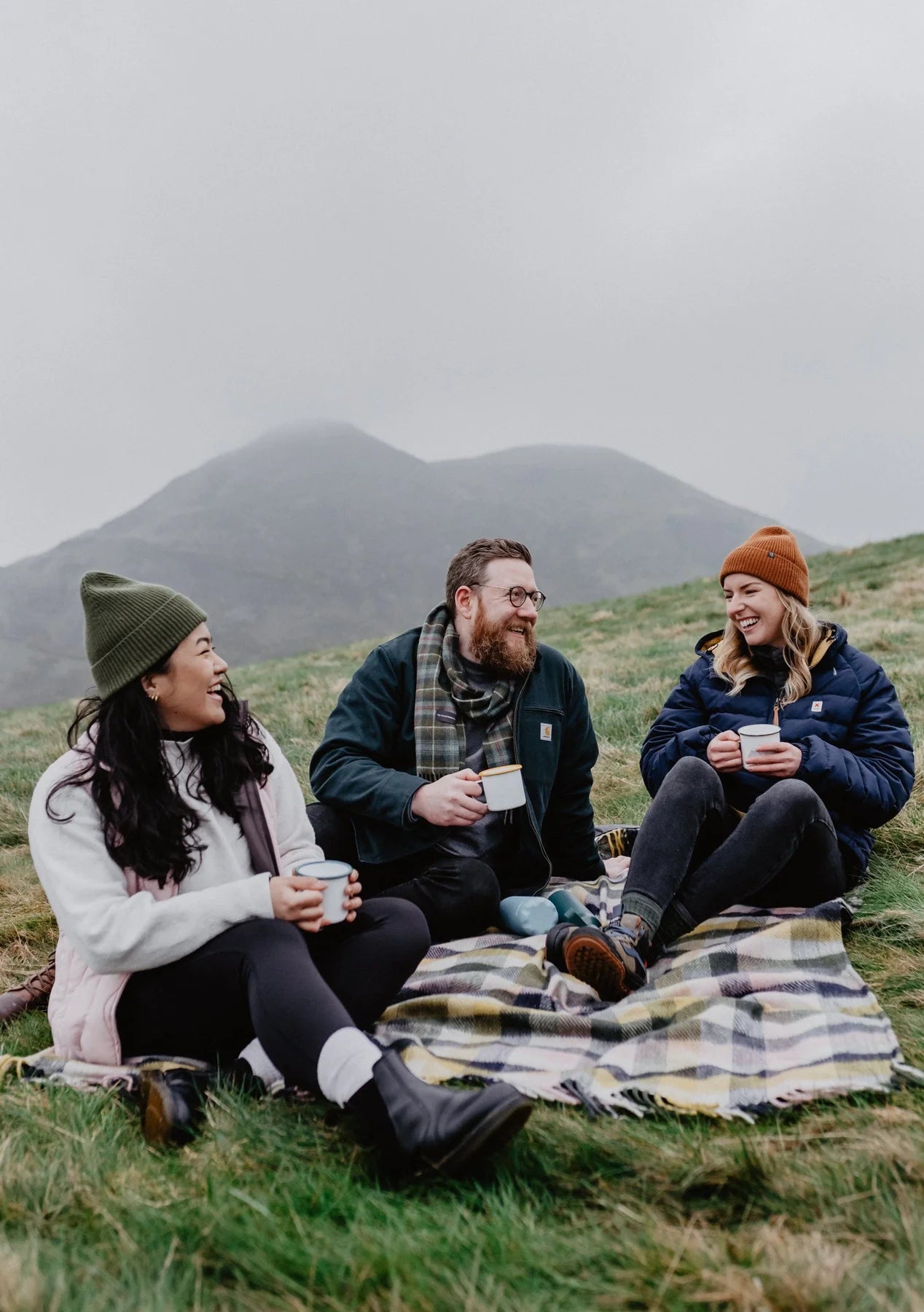 Tartan waterproof online picnic blanket